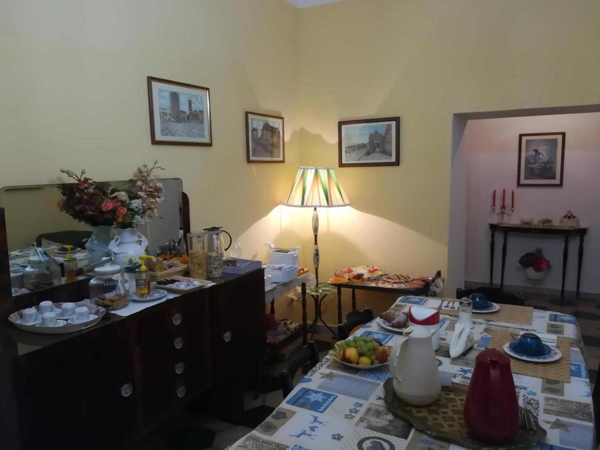 Bed and Breakfast Angelina Antica Dimora Террачина Экстерьер фото